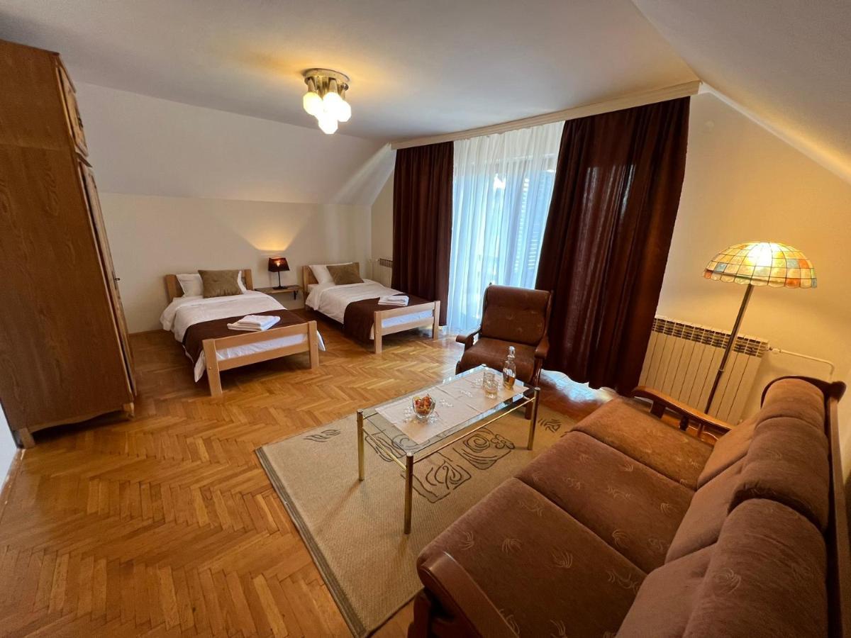 Interinn Luxury Villa Paraćin Eksteriør bilde